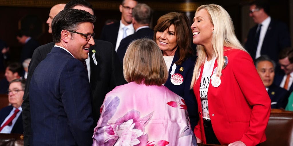 مهمة مايك جونسون مستحيلة بفضل الجمهوريين المدمرين مثل مارجوري تايلور جرين ومات جايتس