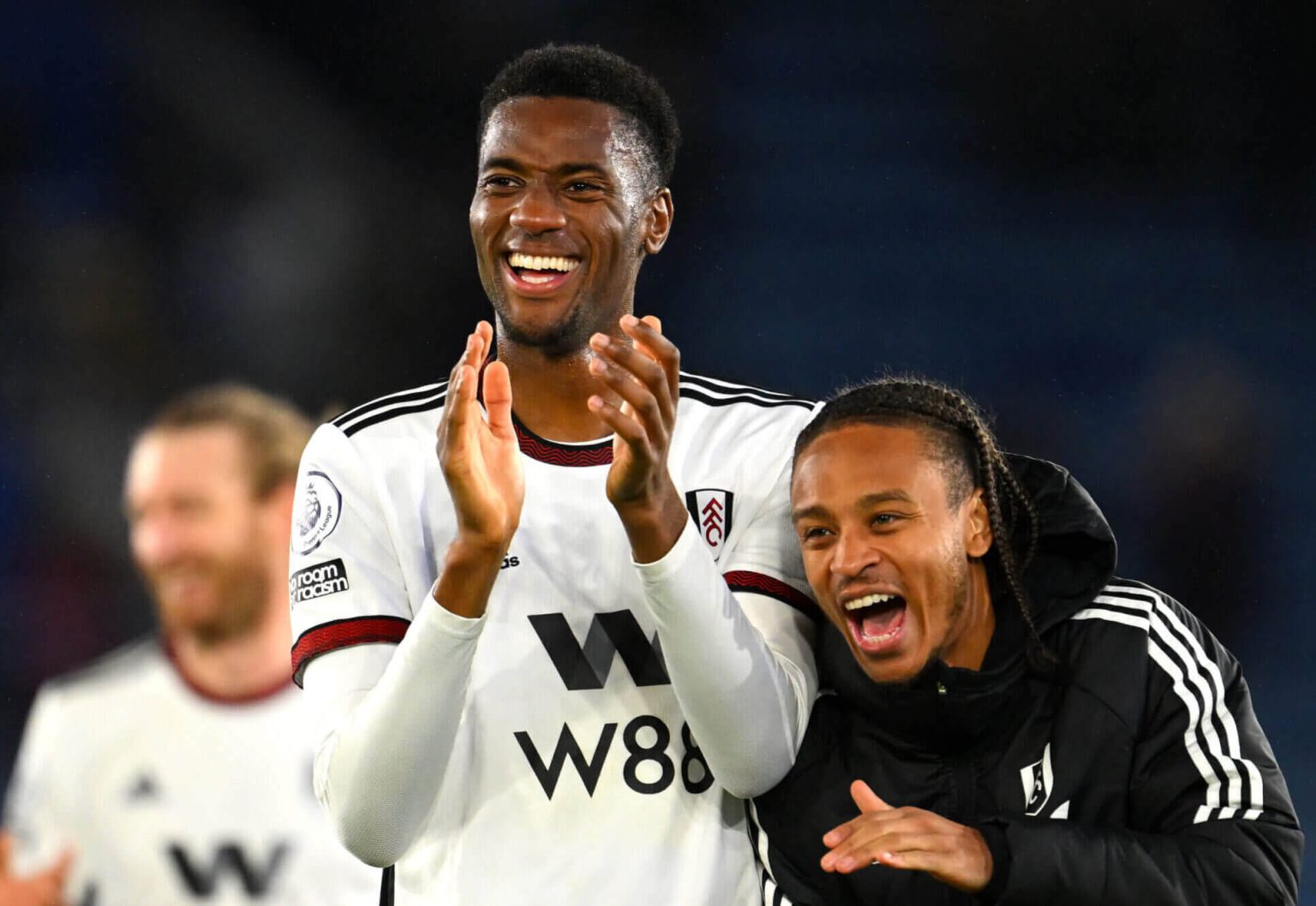 ماركو سيلفا حريص على إبقاء توسين أدارابيويو وبوبي دي كوردوفا ريد خارج نطاق العقد