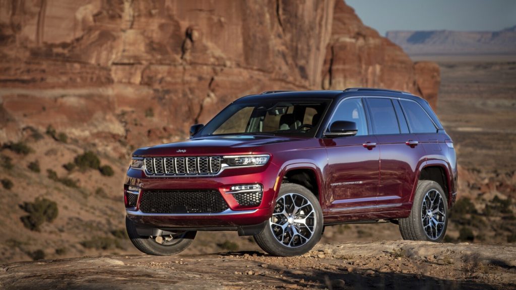 يقارن إدموندز: 2024 هوندا باسبورت مقابل 2024 جيب جراند شيروكي