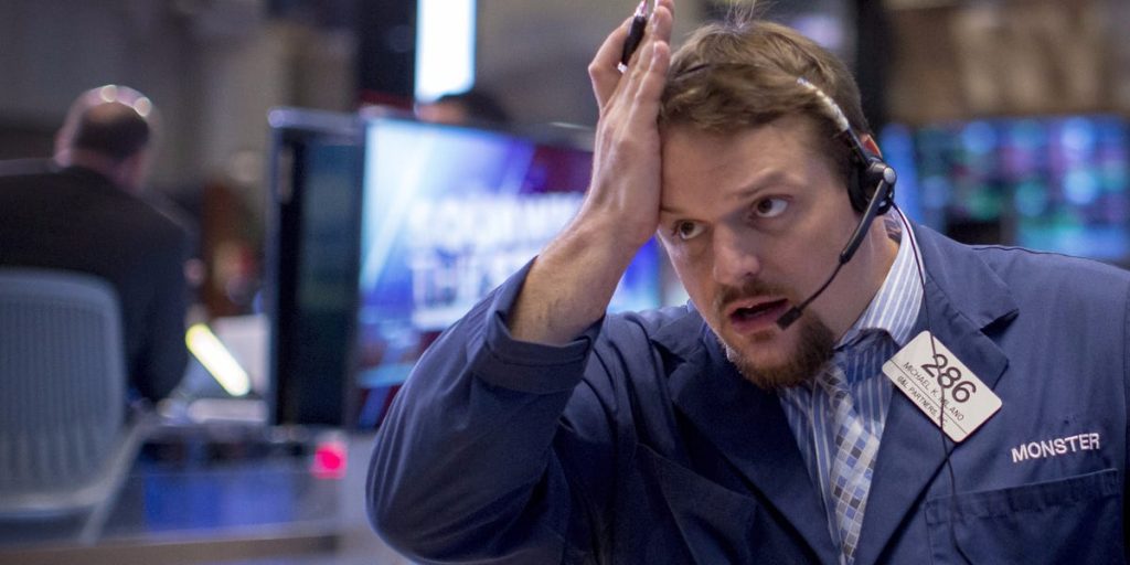 سوق الأوراق المالية اليوم: تسوية العقود الآجلة بعد أن أثارت مفاجأة التضخم عمليات بيع