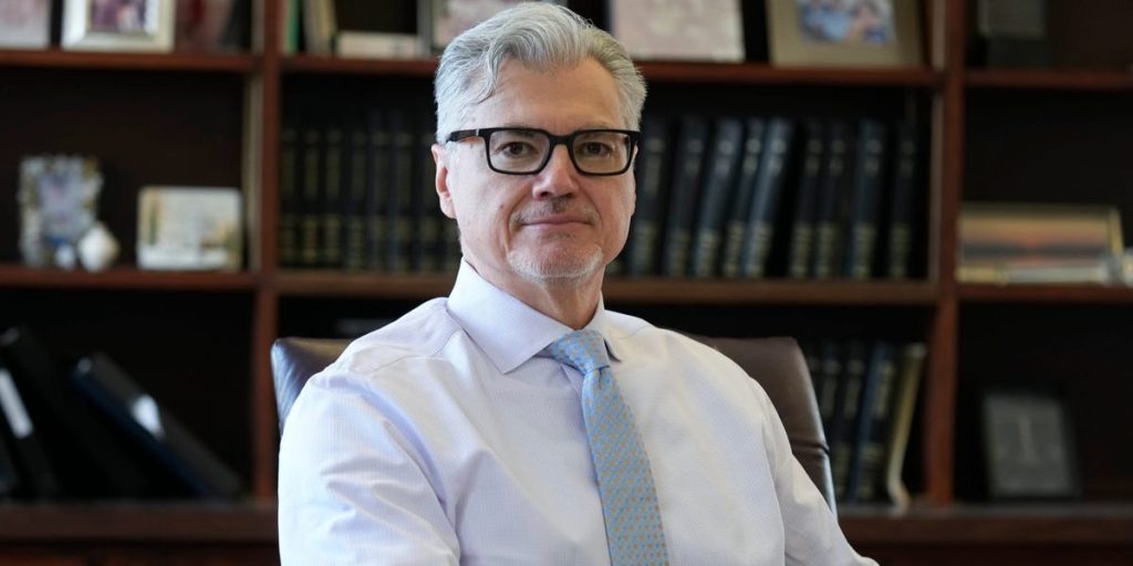 يخسر دونالد ترامب محاولة نقل محاكمة أمواله السرية إلى خارج مانهاتن بعد فشل مرافعات محكمة الاستئناف