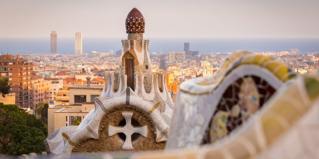 وتوشك إسبانيا على جعل الأمر أكثر صعوبة بالنسبة للأجانب الأثرياء لشراء طريقهم للحصول على الإقامة