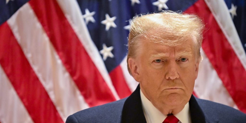 يتنازل ترامب عن السيطرة على الضمانات النقدية لسنداته المتعلقة بالاحتيال المدني بقيمة 175 مليون دولار بموجب اتفاقية جديدة مع مسؤولي نيويورك