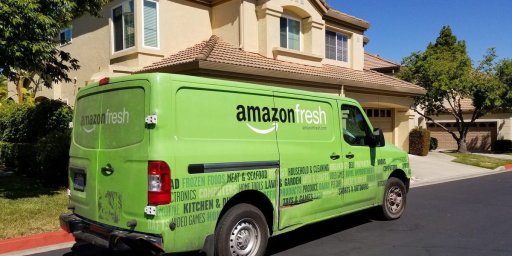 قامت أمازون للتو برفع درجة حرارة حروب البقالة مع Walmart وTarget