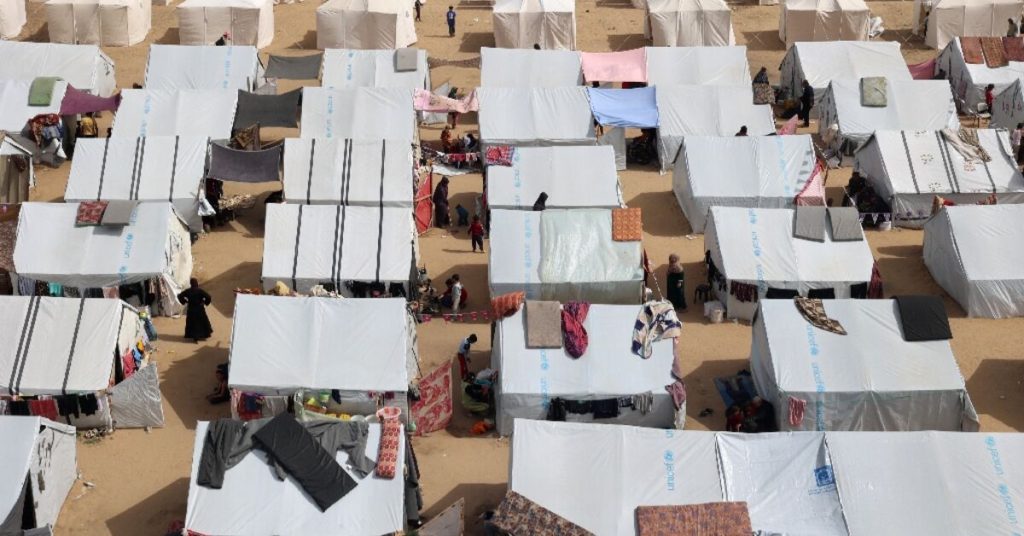 عمال الإغاثة يشعرون بالقلق من غزو رفح الذي يلوح في الأفق