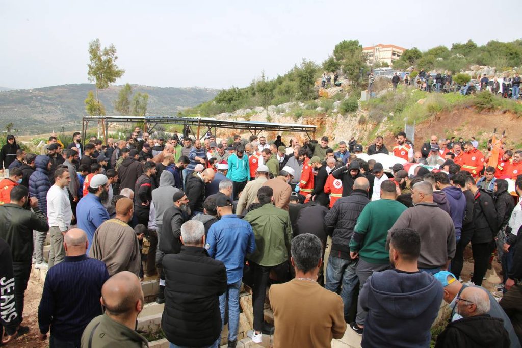 مقتل مسؤول حزبي يؤجج التوترات الطائفية والسياسية في لبنان