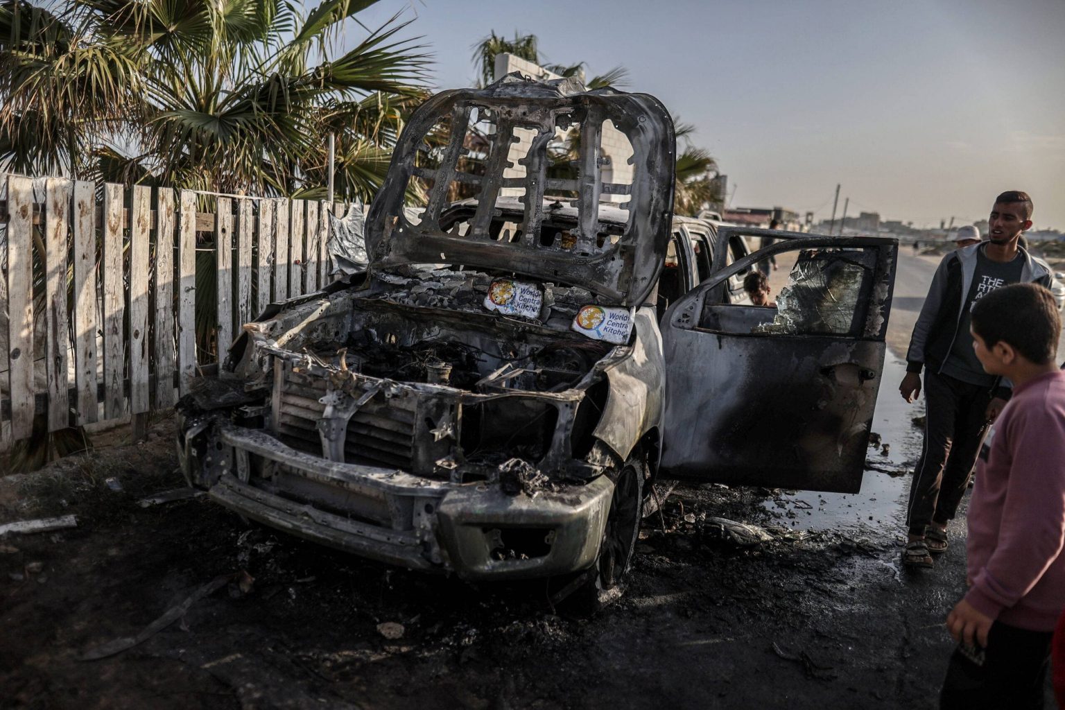 “الهجوم على قافلة المساعدات إلى غزة نتيجة لإفلات إسرائيل من العقاب، والرد يظهر مدى تجريد الفلسطينيين من إنسانيتهم”