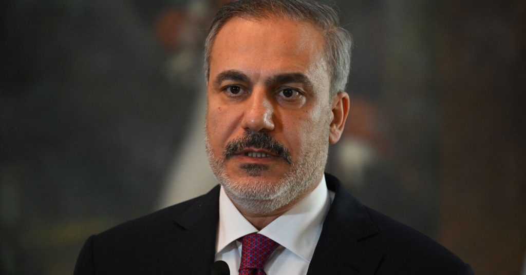 تركيا ستتخذ “سلسلة من الإجراءات” ضد إسرائيل بعد رفض إسقاط المساعدات لغزة