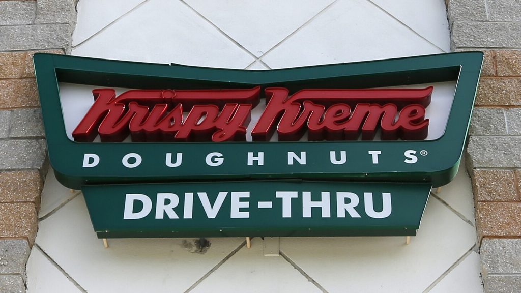 من Krispy Kreme إلى SunChips، تطرح المزيد والمزيد من الشركات عروضًا ترويجية شاملة لكسوف الشمس