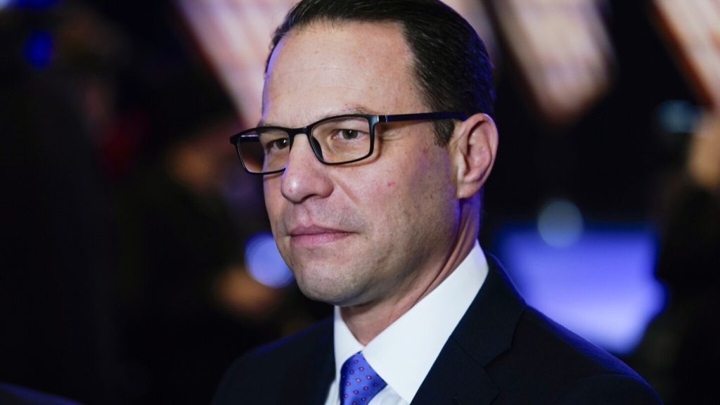 تسعى بعض الدول إلى تقييد TikTok. هذا لا يعني أن حكامهم لا يستخدمونه