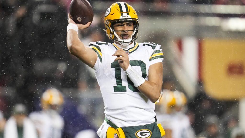 سيواجه باكرز النسور في البرازيل في المباراة الافتتاحية لموسم ليلة الجمعة