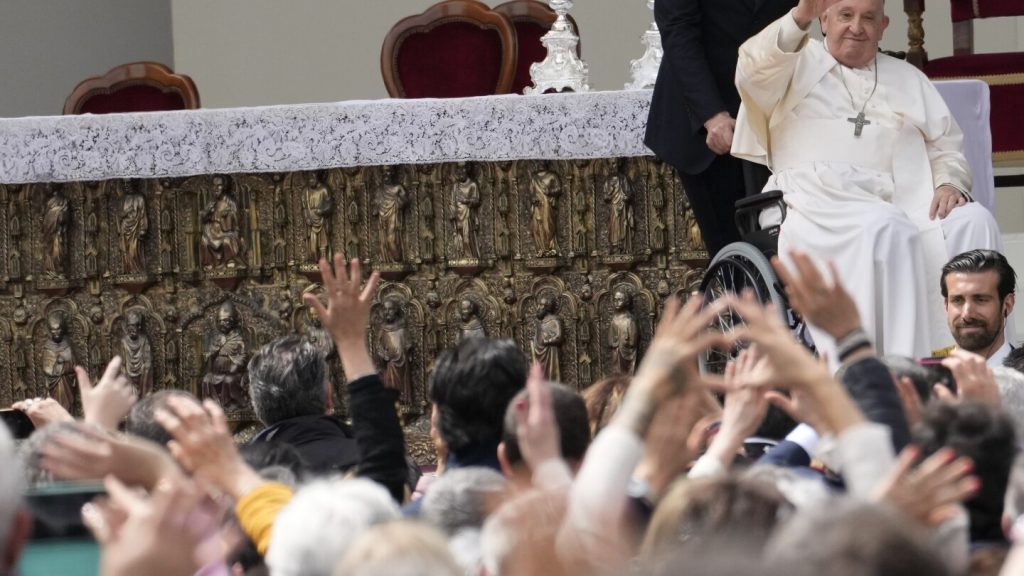 يزور “بوب” “البندقية” للتحدث إلى الفنانين والنزلاء الذين كانوا وراء عرض السجون الذي لا بد من مشاهدته في البينالي