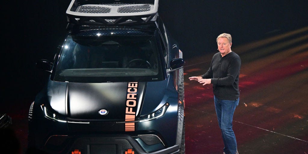 يقول الموظفون إن شركة Fisker تغلق مقرها الرئيسي في مانهاتن بيتش