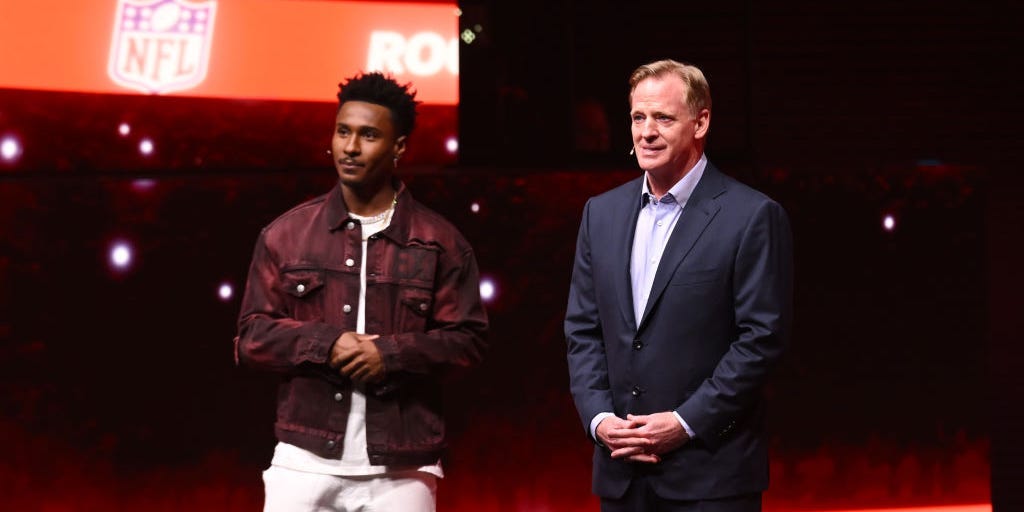 موقع YouTube جاهز للاستفادة من مكانته باعتباره المشغل رقم 1