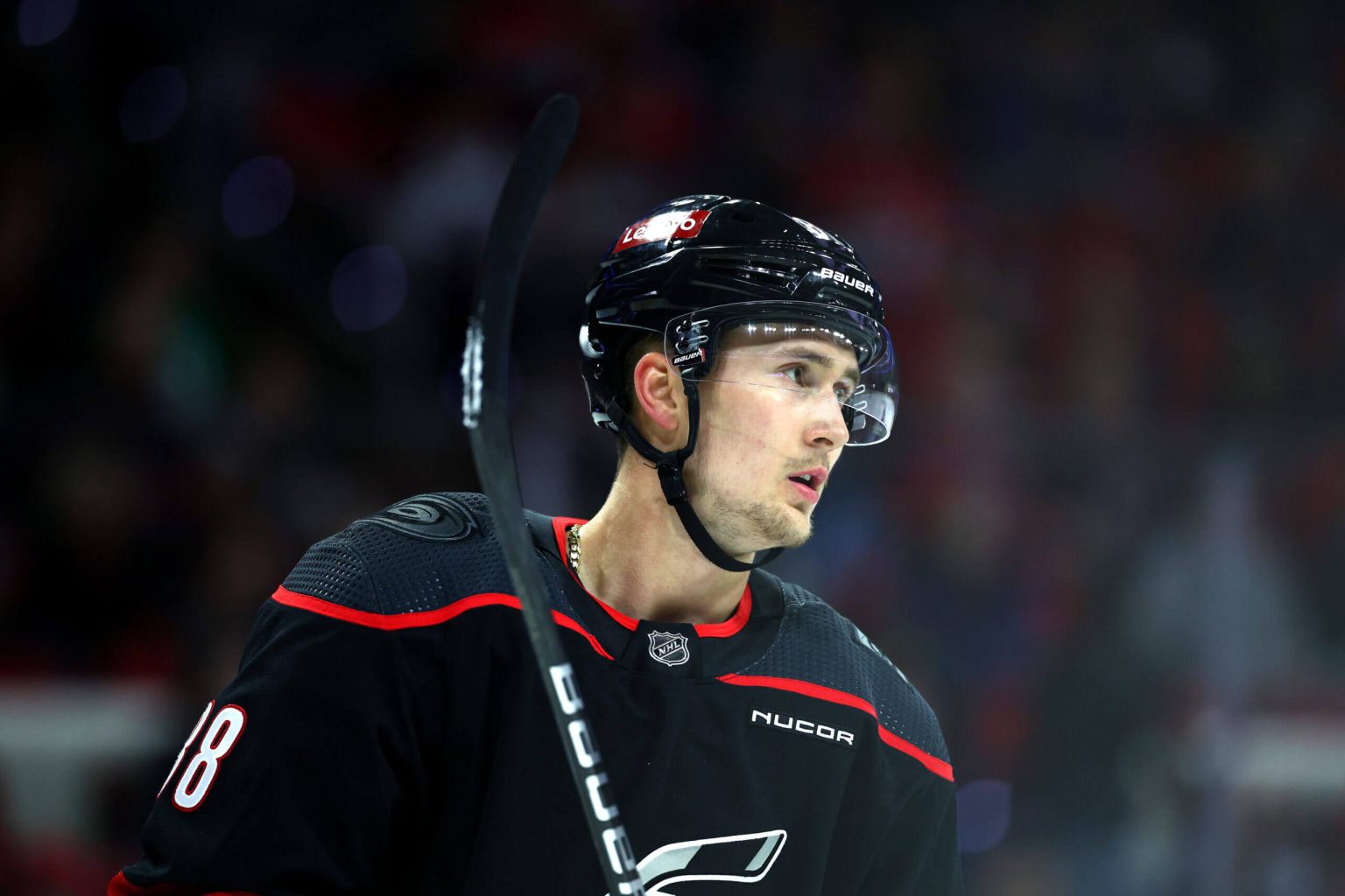 لا صحة لشائعات برادي تكاتشوك التجارية، ولكن هل يريد مارتن نيكاس الخروج من كارولينا؟