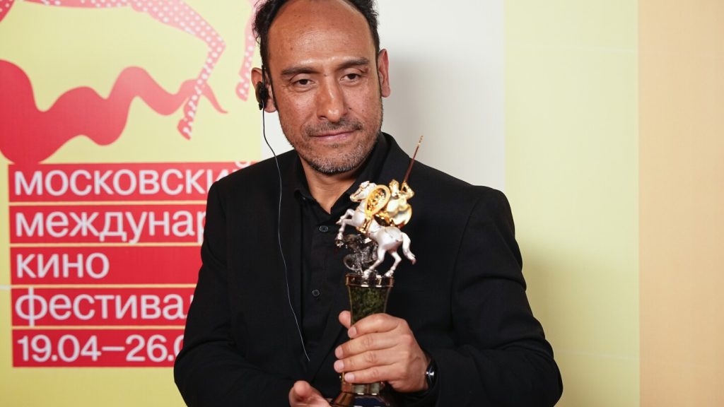 فيلم مكسيكي يفوز بالجائزة الأولى في مهرجان موسكو السينمائي الدولي بينما تقاطع الاستوديوهات الكبرى روسيا