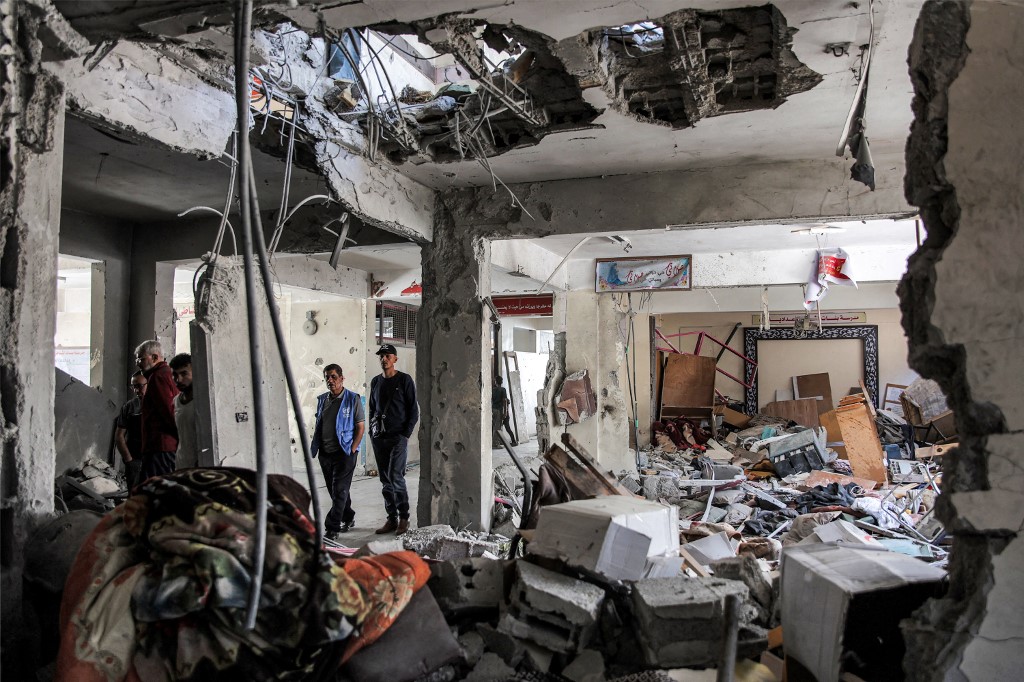 إسرائيل تقتل عشرات الفلسطينيين في مجزرتين في غزة