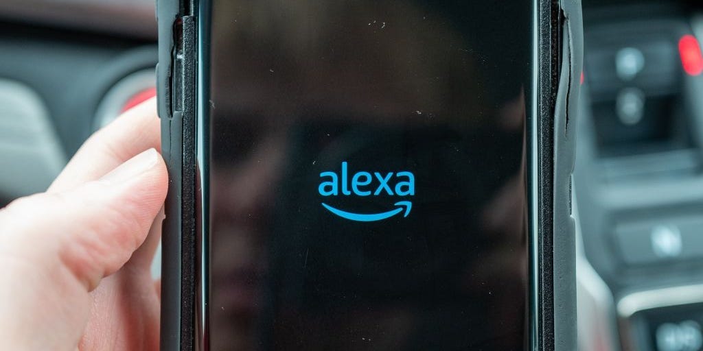 يقول موظف سابق إن أمازون “أسقطت الكرة” مع Alexa