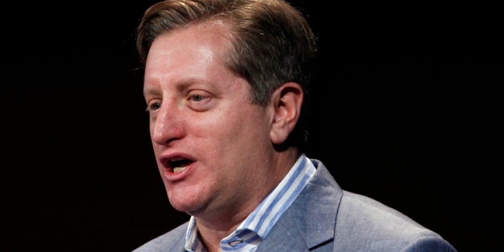 يقول المستثمر ستيف آيزمان إن الركود لا يحدث لأن الاقتصاد الأمريكي هو الأكثر ديناميكية في التاريخ