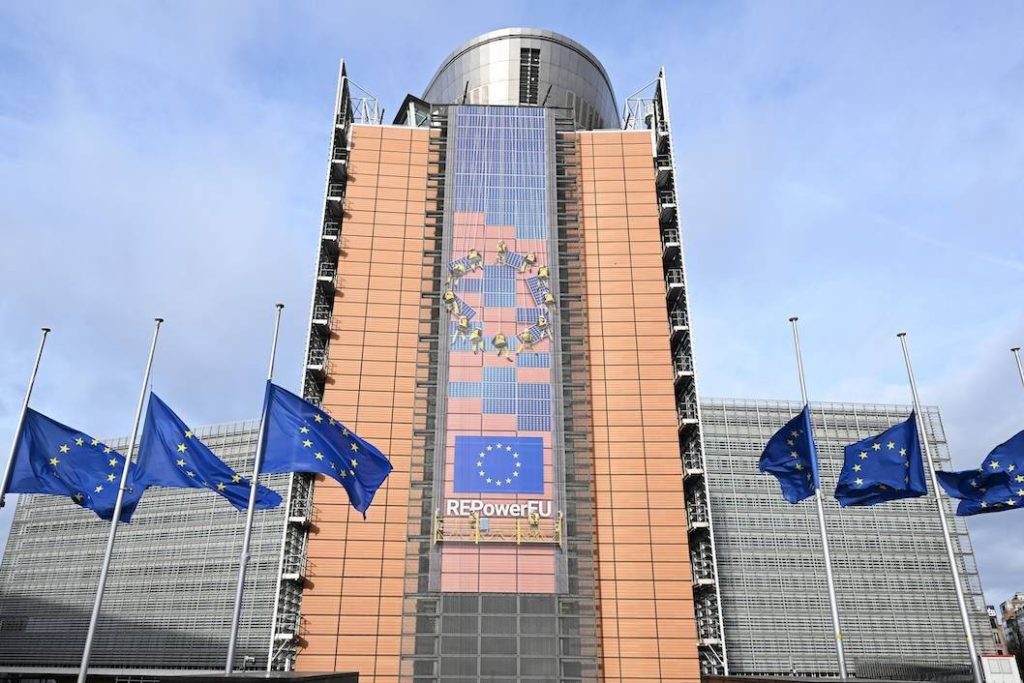 لقد شهدت انتخابات الاتحاد الأوروبي صعود اليمين