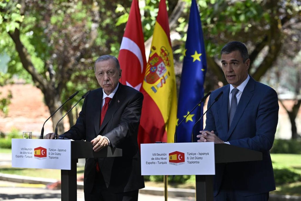 أردوغان: إسرائيل ترد على دعوات وقف إطلاق النار بمزيد من سفك الدماء في غزة