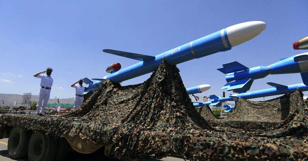 موردو قطع الأسلحة للحوثيين في اليمن يتعرضون للعقوبات الأمريكية