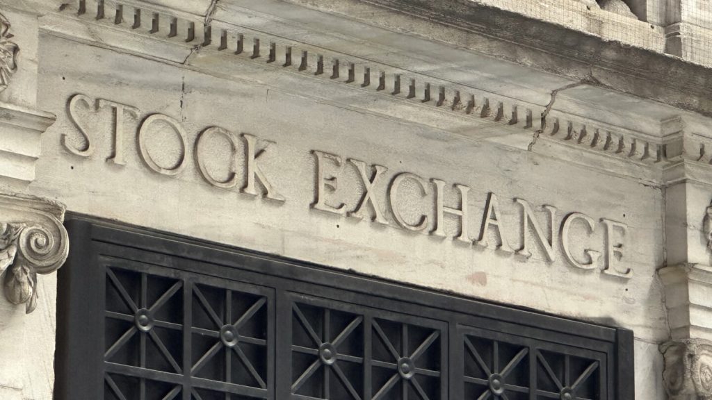 سوق الأوراق المالية اليوم: تقترب وول ستريت من نهاية أسبوع رابح آخر حيث تبرد Nvidia مرة أخرى