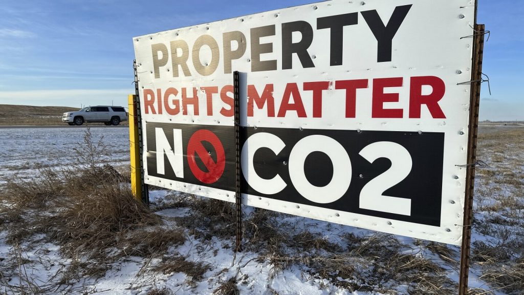حصل مشروع خط أنابيب ثاني أكسيد الكربون في الغرب الأوسط على الموافقة في ولاية أيوا، ولكن لا يزال أمامه طريق طويل لنقطعه