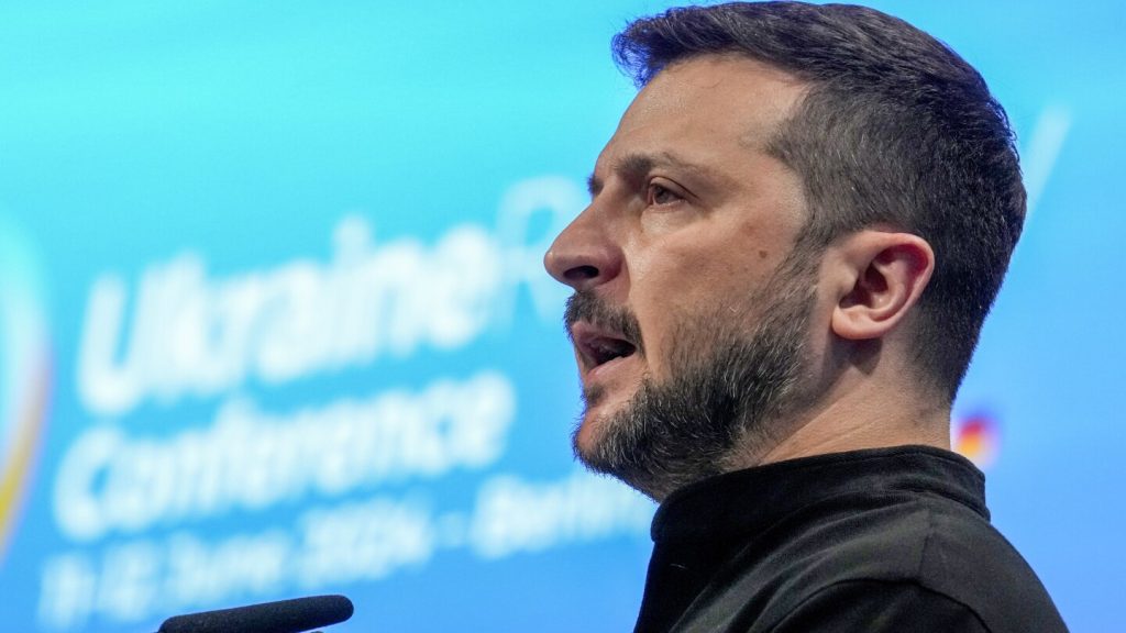 زيلينسكي يناشد المساعدة في شبكة الطاقة في أوكرانيا مع افتتاح مؤتمر التعافي