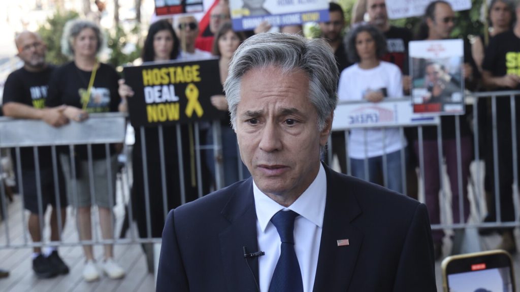 حماس ترد على خطة وقف إطلاق النار في غزة وتطالب ببعض التغييرات. وتقول الولايات المتحدة إنها تقوم بتقييم الرد