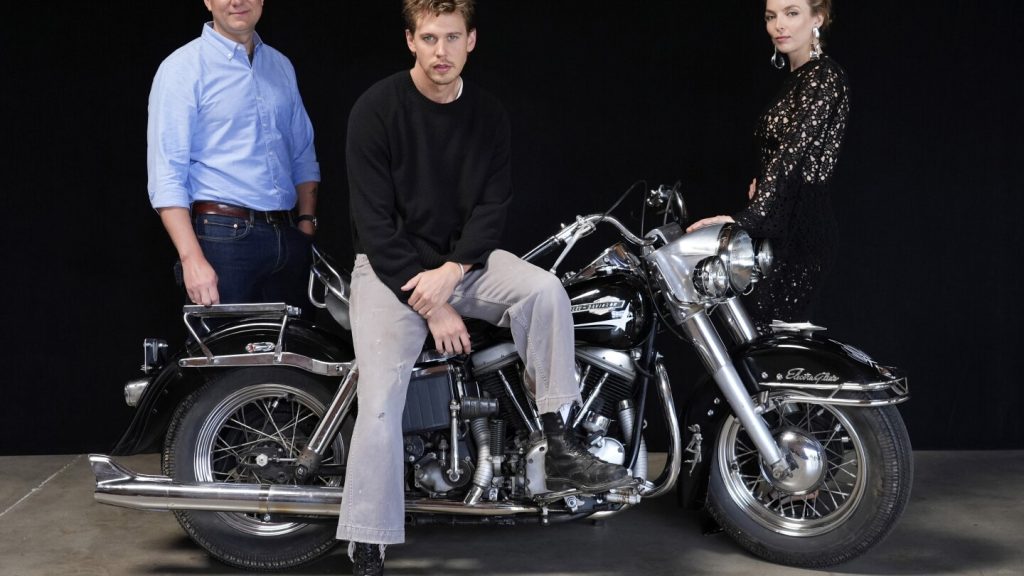 انفصام شخصيه. رائع. حنين. إحياء فيلم “The Bikeriders” ودور السينما