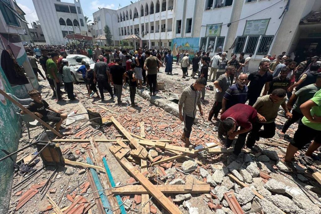 حماس تدين قصف الاحتلال الإسرائيلي لمدرسة تؤوي نازحين في غزة
