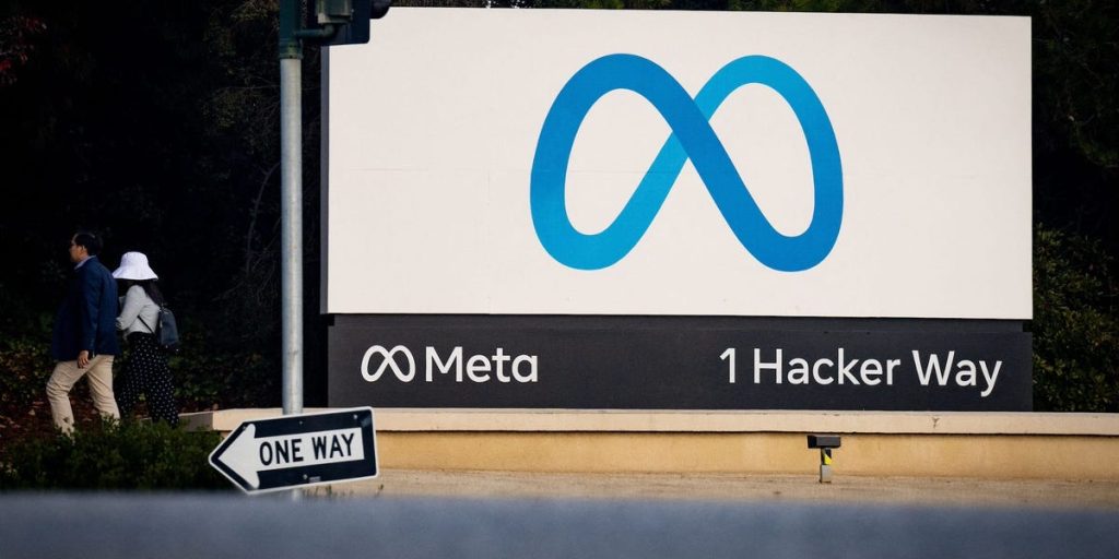 سوق الأسهم اليوم: انخفاض المؤشرات بعد أرباح ميتا وبيانات سوق العمل الجديدة