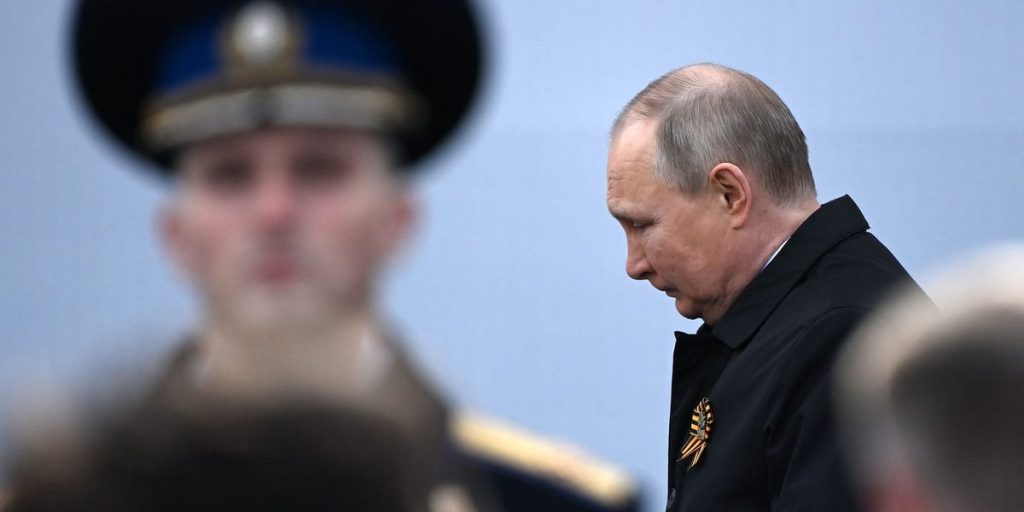 تعمل روسيا على مضاعفة الرواتب لتجنيد المزيد من الجنود. لكن العديد من المناطق لا تستطيع تحمل هذه التكاليف.