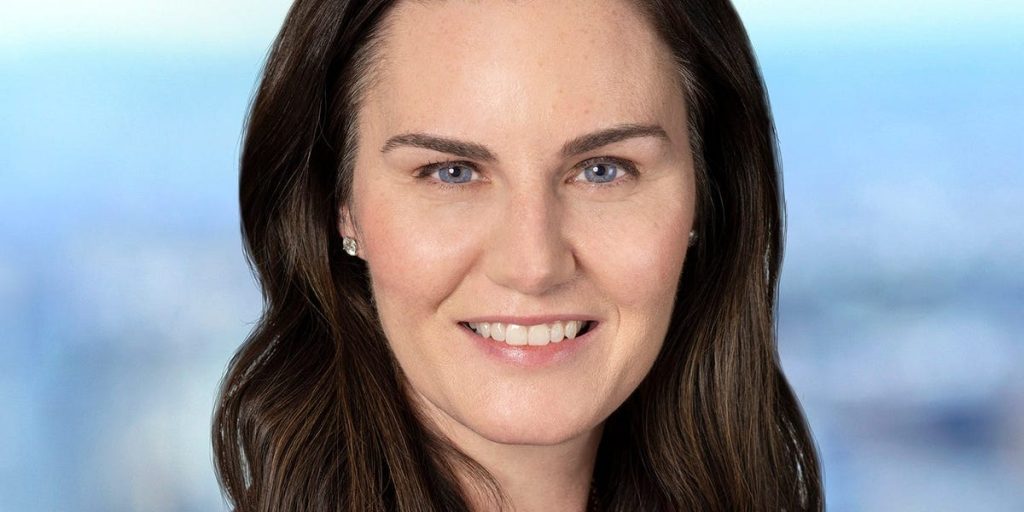 مستشار مالي في جولدمان ساكس يشارك 3 استراتيجيات للمؤسسين الذين يستعدون للاستفادة من ثروات الاكتتاب العام الأولي