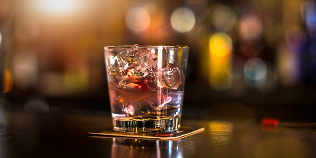 إن حفل مشاهدة أرباح شركة Nvidia غير الرسمي في أحد حانات مدينة نيويورك هو أحدث علامة على أن الضجة حول الذكاء الاصطناعي لن تختفي في أي مكان