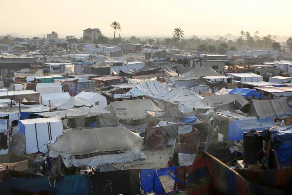 ممرضة قضت 8 أشهر في غزة تروي تجربتها المروعة في القطاع الفلسطيني المحاصر