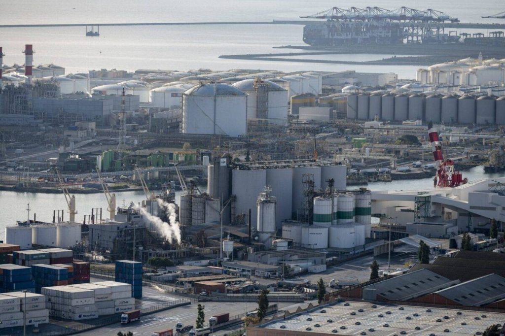 المغرب يصبح أكبر مشتر للغاز الطبيعي المسال الإسباني وسط ارتفاع الطلب على الطاقة