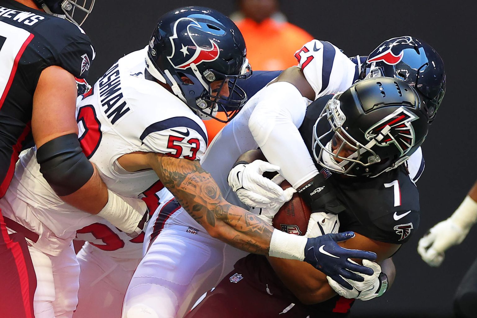 رؤى حول دوري IDP لكرة القدم الخيالية: استراتيجية الاختيار؛ بالإضافة إلى اللاعبين النائمين واللاعبين غير الناجحين