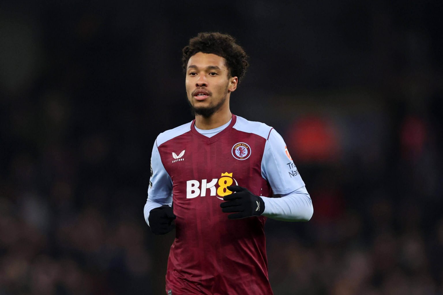 أوناي إيمري: لاعب وسط أستون فيلا بوبكر كامارا أقرب للعودة بسبب الإصابة