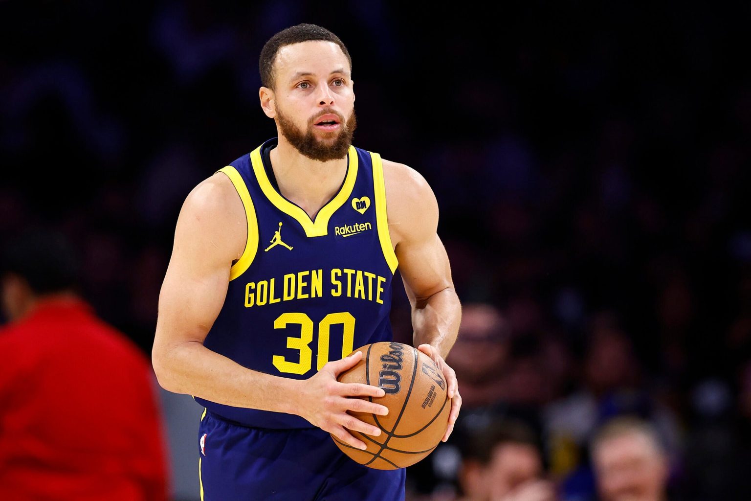 ستيف كاري ووريورز يتفقان على تمديد عقد لمدة عام مقابل 62.6 مليون دولار: المصدر