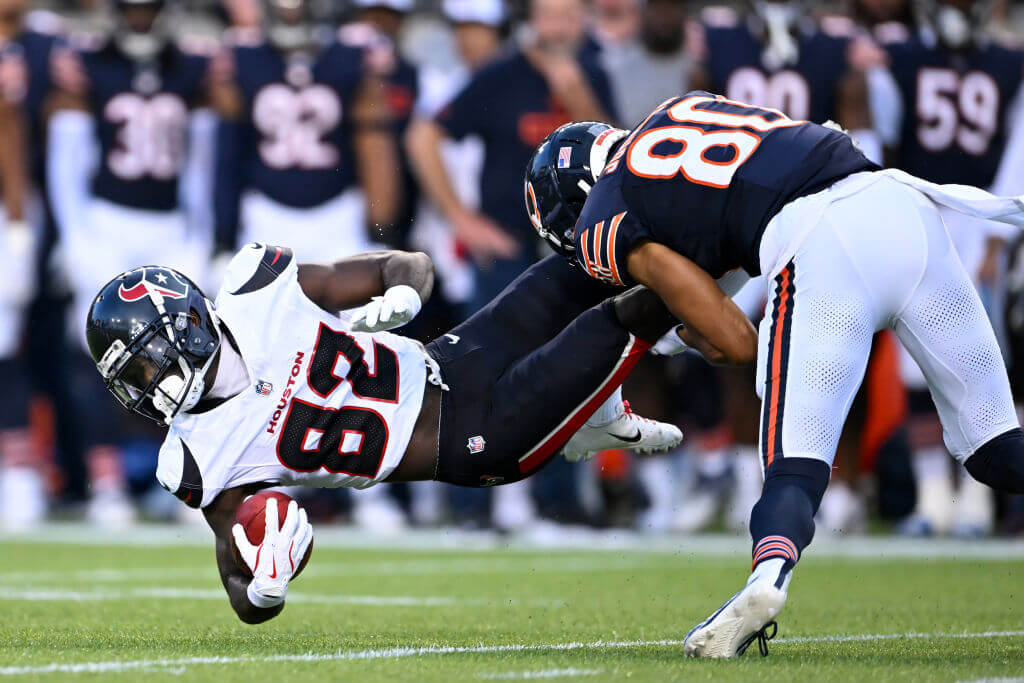 تطبيق قاعدة البداية الجديدة في دوري كرة القدم الأميركي لأول مرة في قاعة المشاهير تم إلغاء المباراة مبكرًا بسبب الطقس