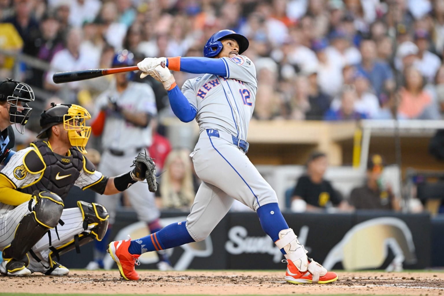 هذا الأسبوع في ميتس: هل يقدم فرانسيسكو ليندور أفضل موسم على الإطلاق للاعب في مركز ما في ميتس؟