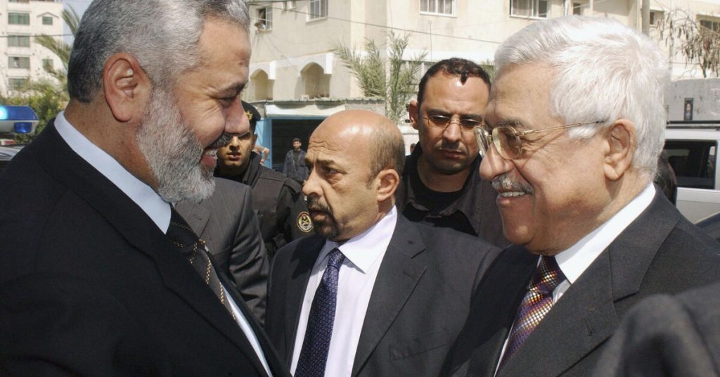 في ظل غياب الحب بين حماس وفتح، من غير المرجح أن يؤدي مقتل هنية إلى قلب السياسة الفلسطينية