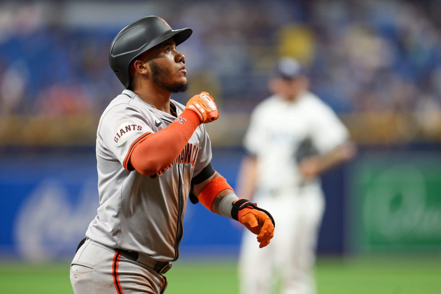 العمالقة يضعون ثيرو استرادا وتايلر ماتزيك على قائمة الإعفاءات: المصدر