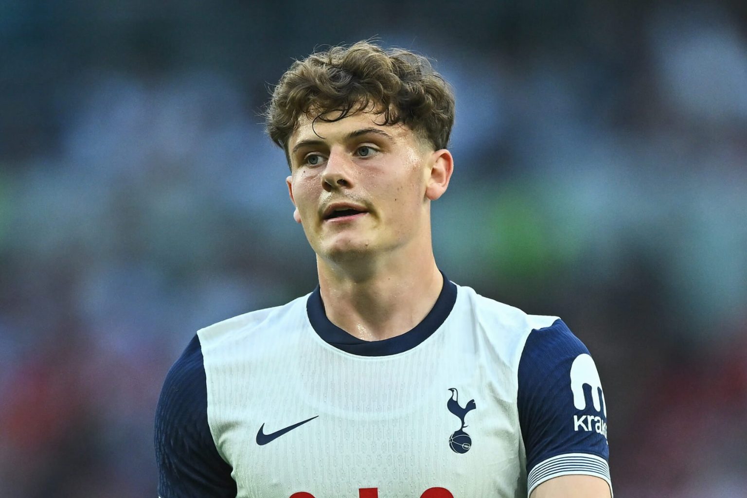 من غير المرجح أن يغادر مهاجم توتنهام ويل لانكشير على سبيل الإعارة، وسيشارك مع الفريق الأول