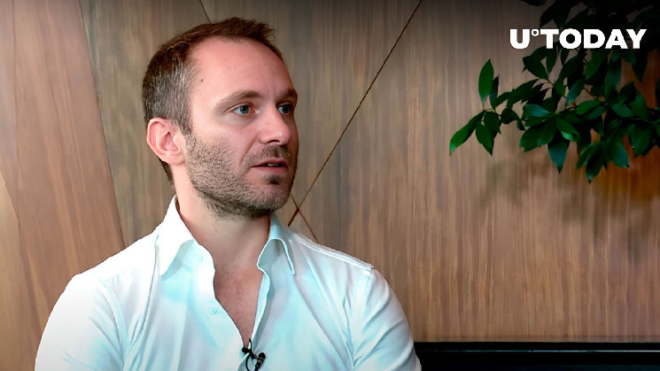 “اختيار سهل”: رئيس شركة Tether يختار البيتكوين بدلاً من الإيثريوم