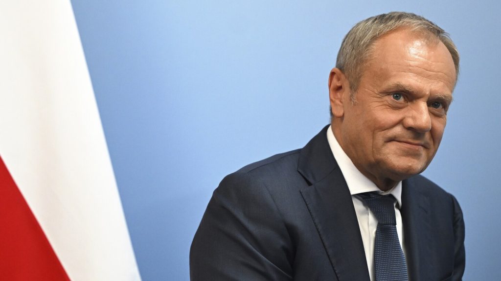 يقول توسك إنه لا يملك الأصوات اللازمة في البرلمان لتحرير قانون الإجهاض الصارم في بولندا