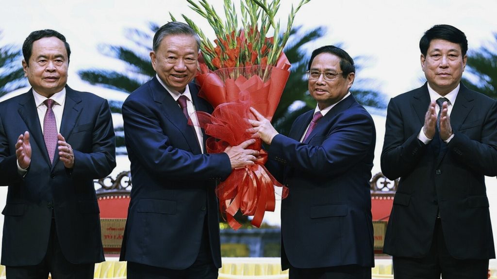 تأكيد تعيين رئيس فيتنام رئيسا جديدا للحزب الشيوعي – وهو المنصب الأقوى في البلاد