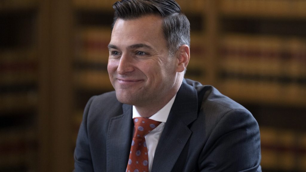 شركات المحاماة من خارج الولاية تزيد من أموال الحملة الانتخابية لمرشحين ديمقراطيين على مستوى الولاية في ولاية أوريغون